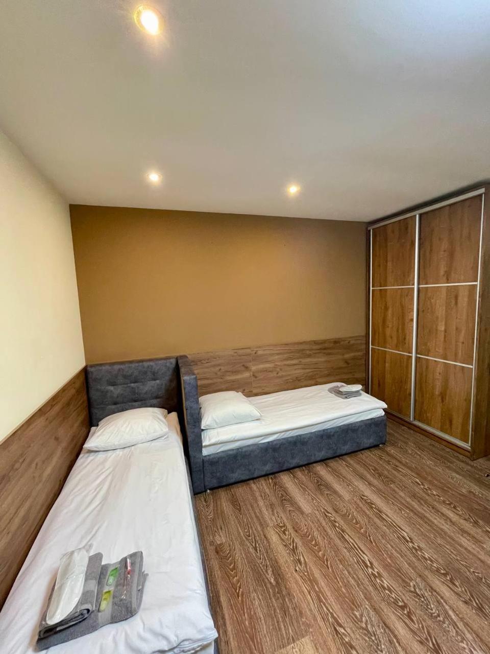 Apartments In Uzhgorod For You. Ngoại thất bức ảnh